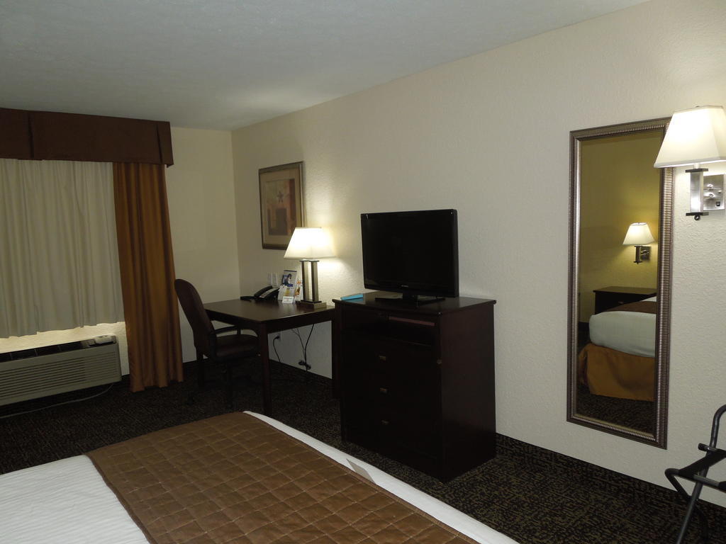 Best Western Елірія Екстер'єр фото